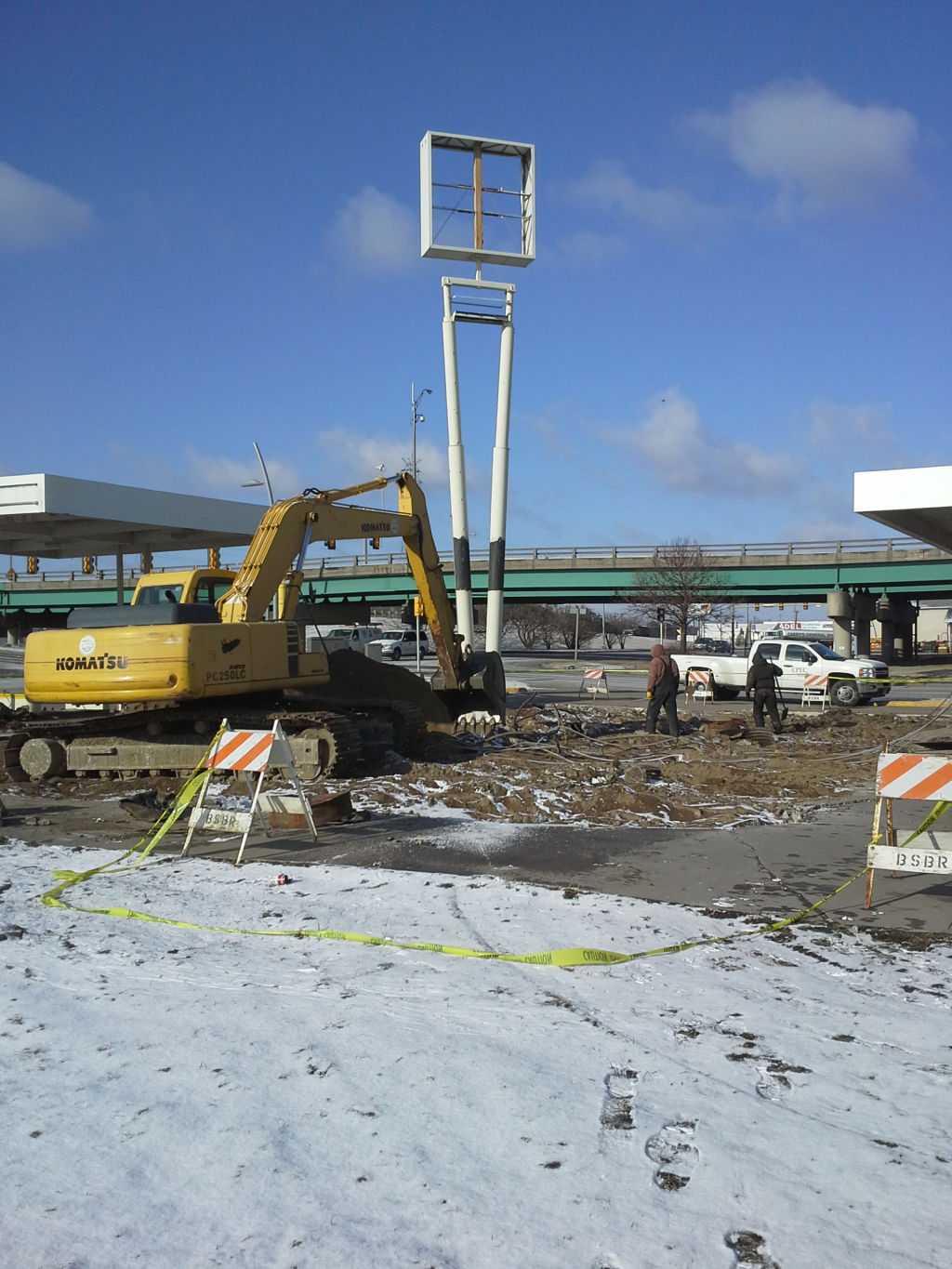 March 25, 2014 -- Gas station